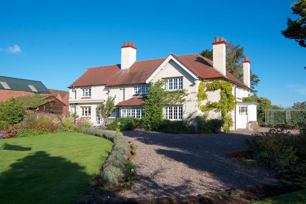 Church Farm B&B Near Telford And Ironbridge Shifnal Ngoại thất bức ảnh
